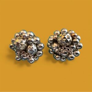 Elegant Vintage Gold Tone Cluster Earrings, Clip On, Marked Japan